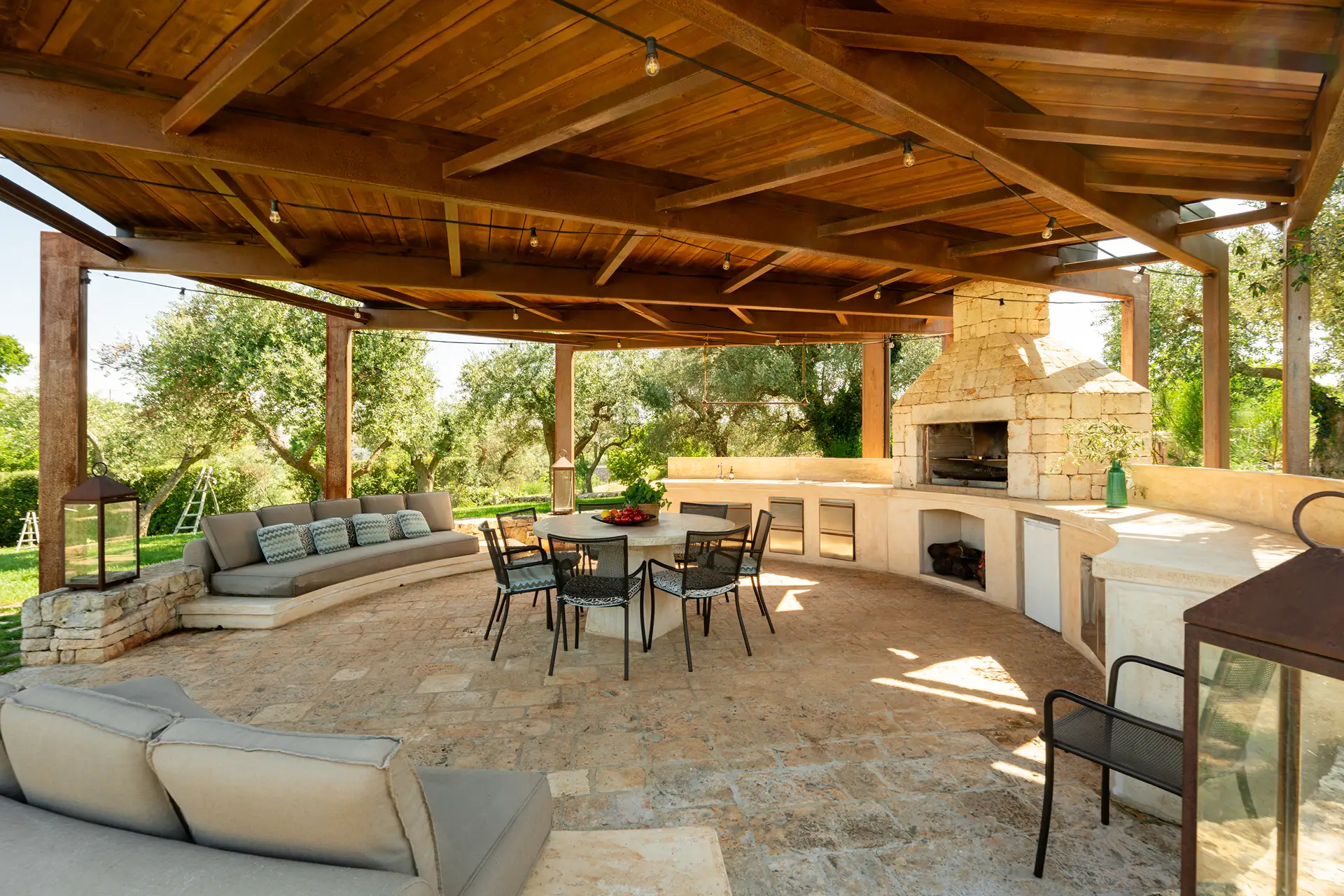 Comfortable dining and living area close to pool