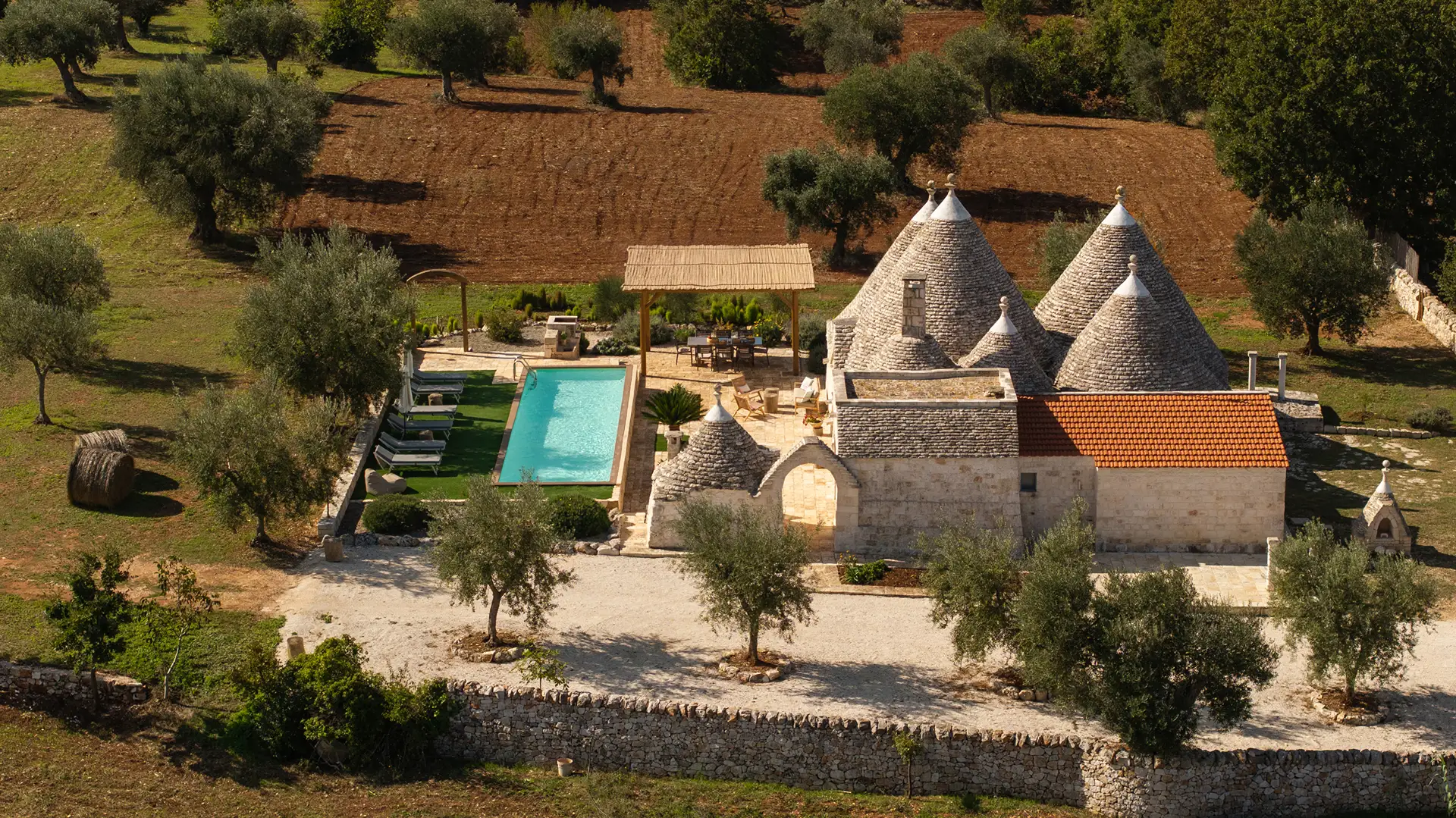 Ideally situated in a very quiet enviroment