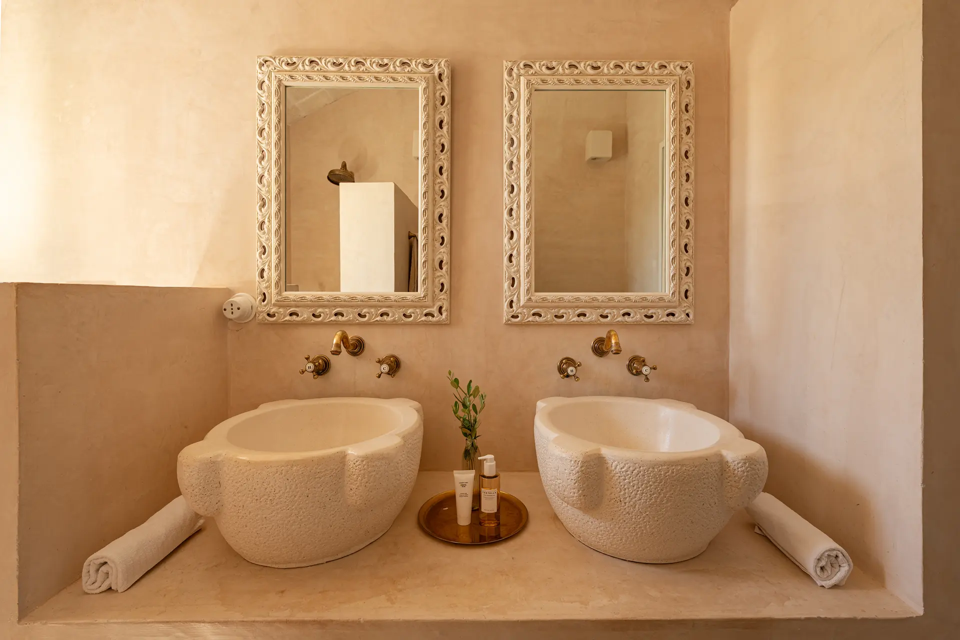 44_Villa Margareta_master bedroom 1 ensuite