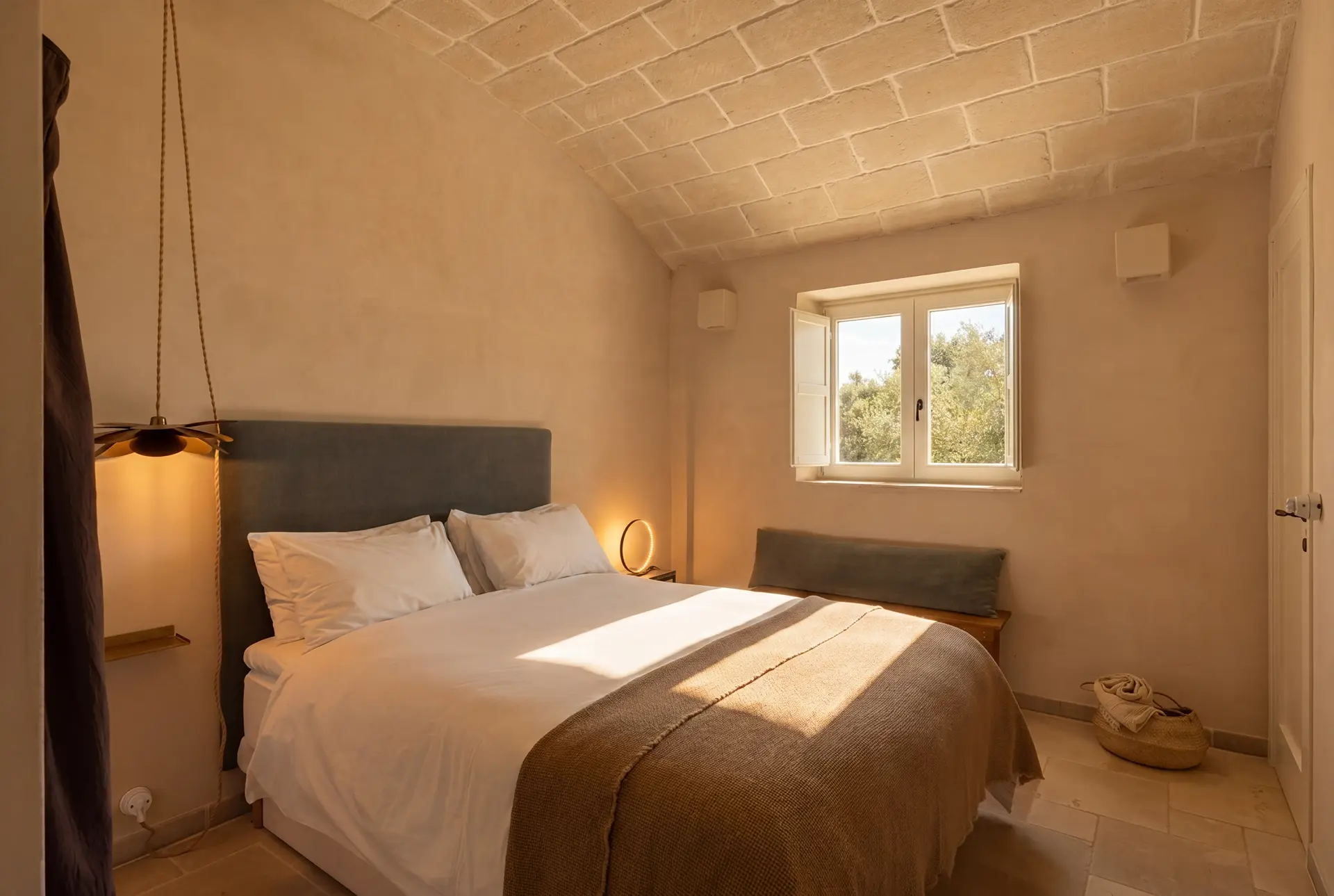 70_Villa Margareta_master bedroom 4