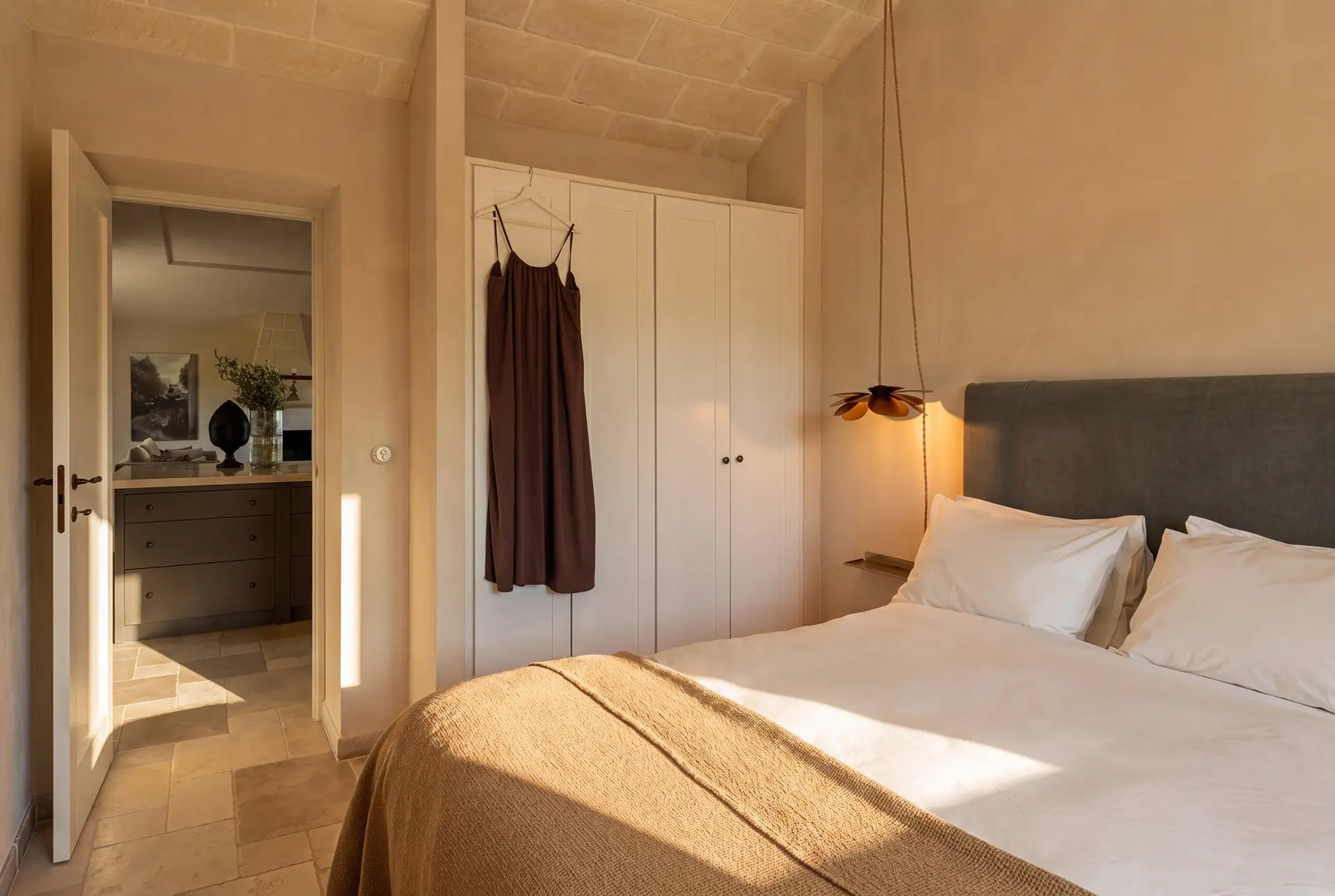 71_Villa Margareta_master bedroom 4