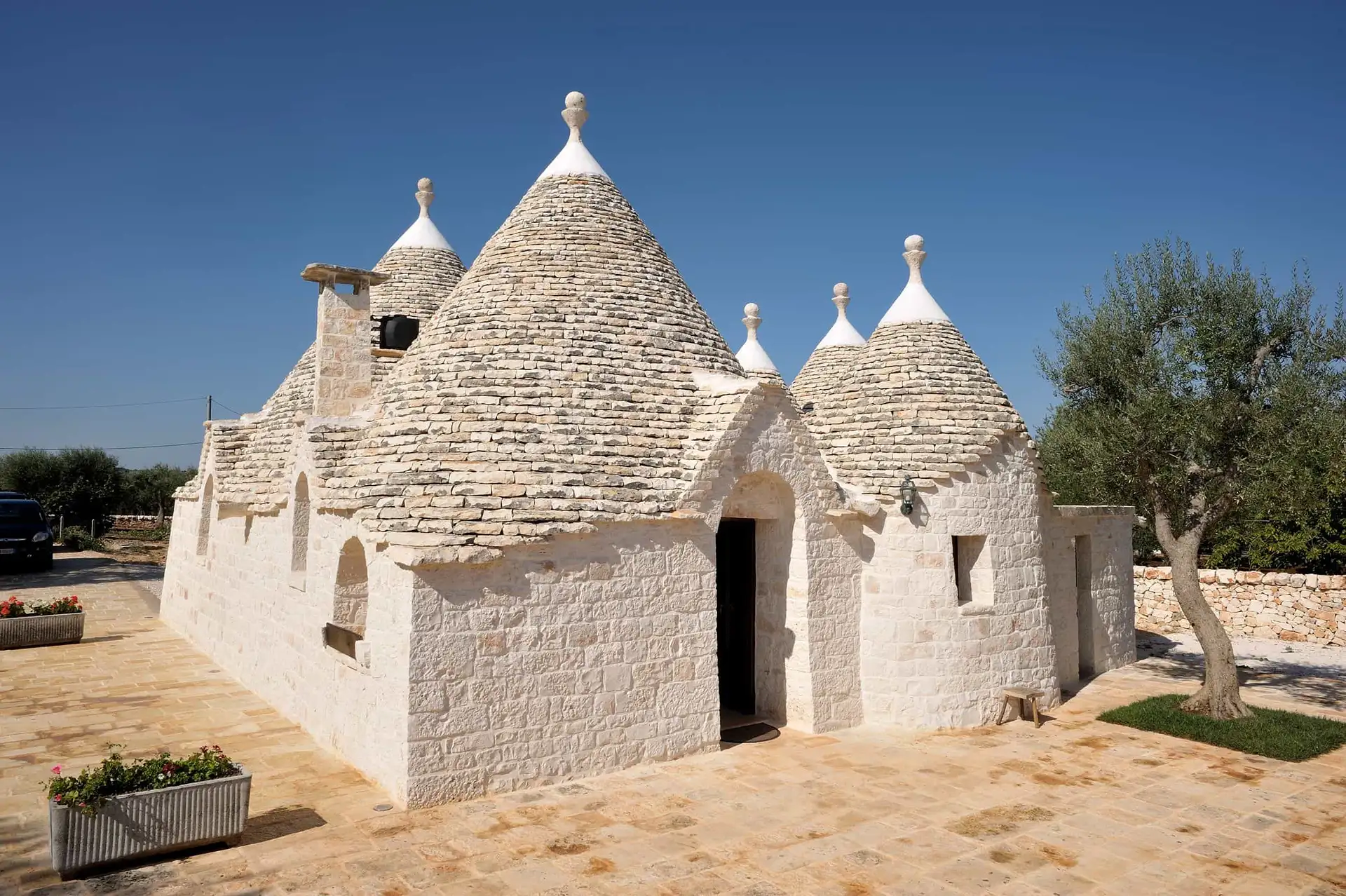 Authentic trullo with 150+ years