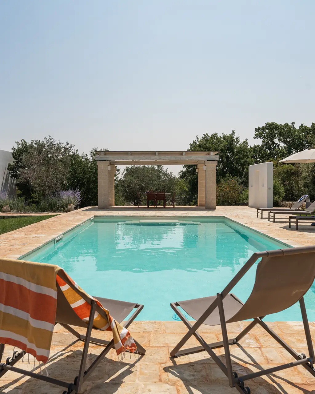 Spectacular Garden and Pool