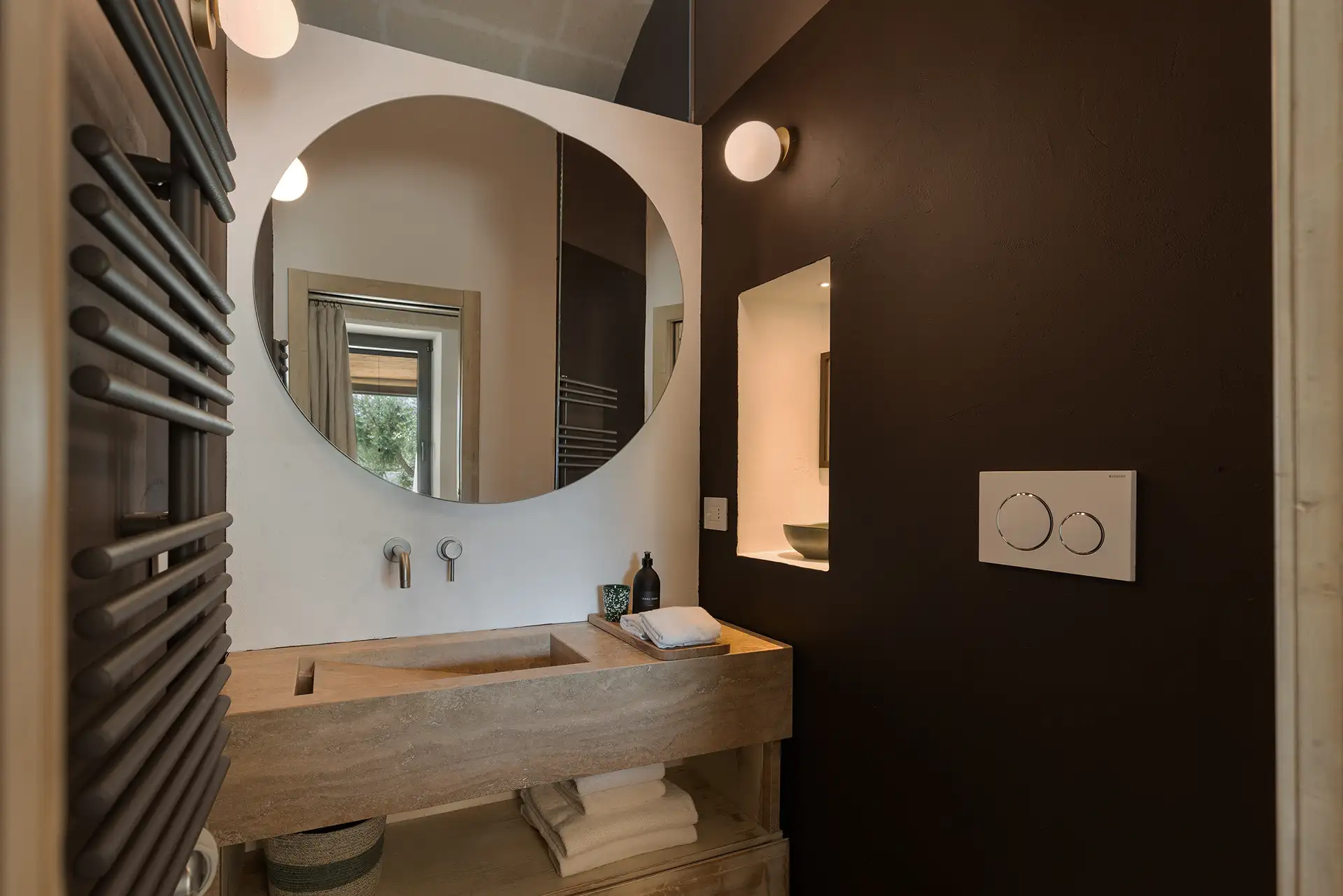 Villa Olivida - Ensuite Bedroom 2